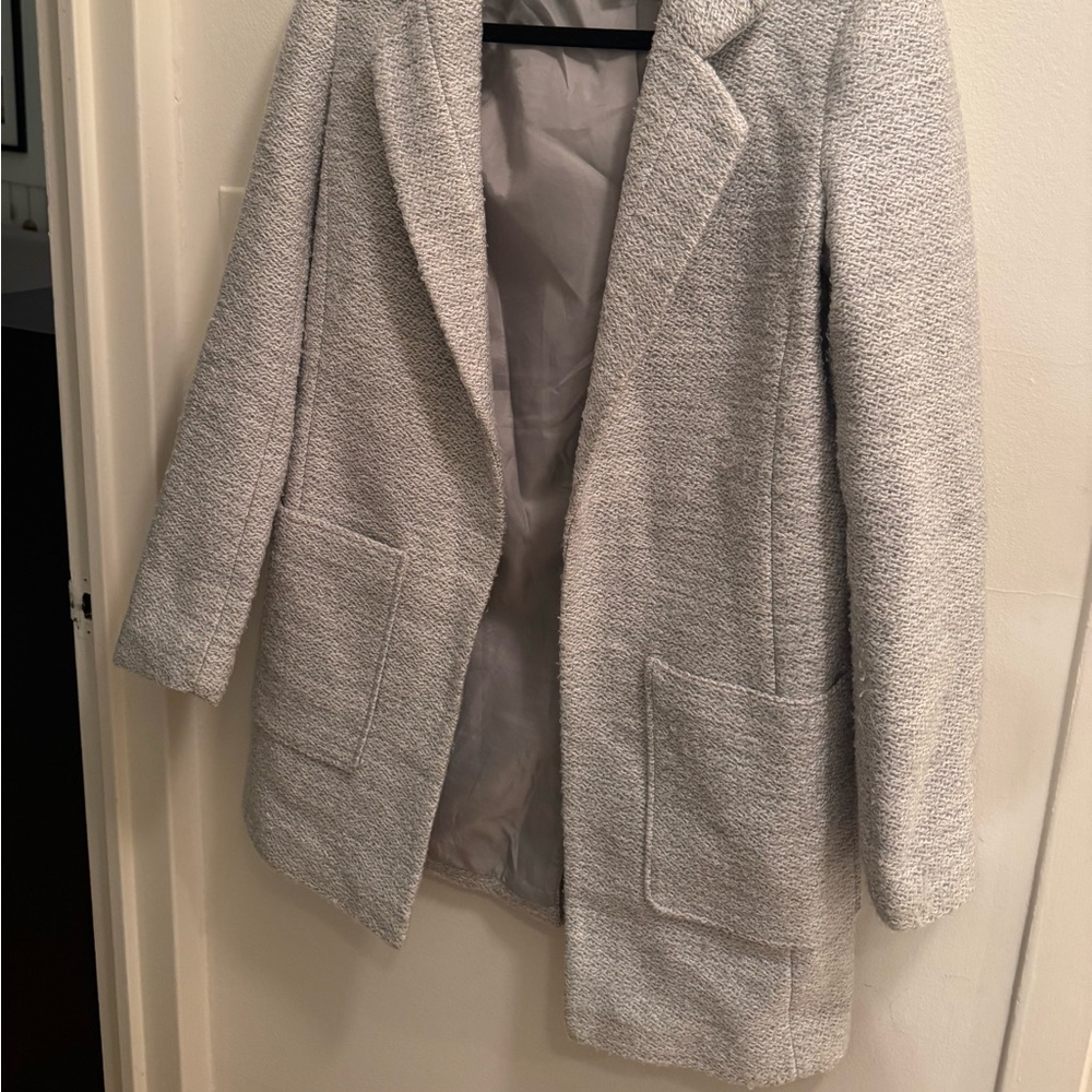 Grey coat - Picture 2 of 3